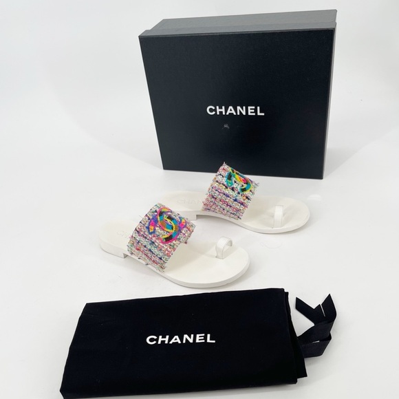 Chanel Cruise 2023 White Leather Multicolor Tweed CC Logo Slide Sandals EU 37 - Picture 11 of 11